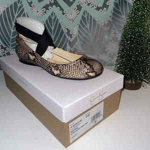 Jessica Simpson “Mandayss” ballet flats